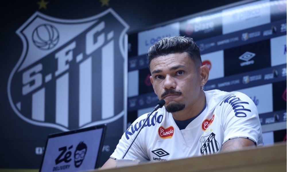 tiquinho-soares-1.jpg